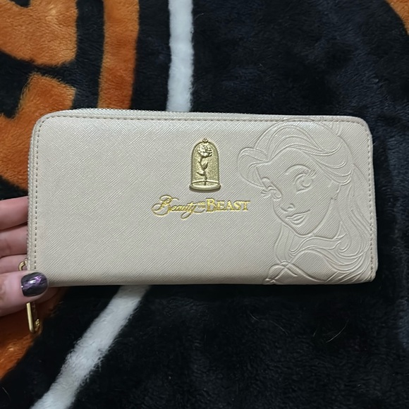 Loungefly Beauty and the Beast - Picture 1 of 4